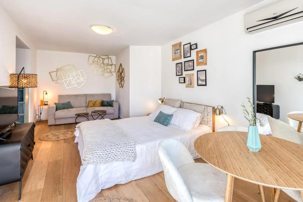 Cocoon In Cassis Apartment 0*,  France
